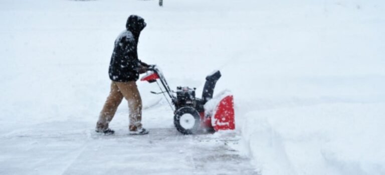 Best Snow Removal Techniques To Keep Workers Safe From Snow Removal Hazards